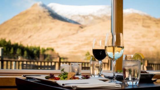 The 814 Restaurant At Delphi Resort